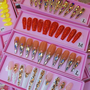 Livraison gratuite luxe marque privée presse <span class=keywords><strong>sur</strong></span> ongles faits à la main épais ongles en acrylique avec strass ongles artificiels - Product Image 4