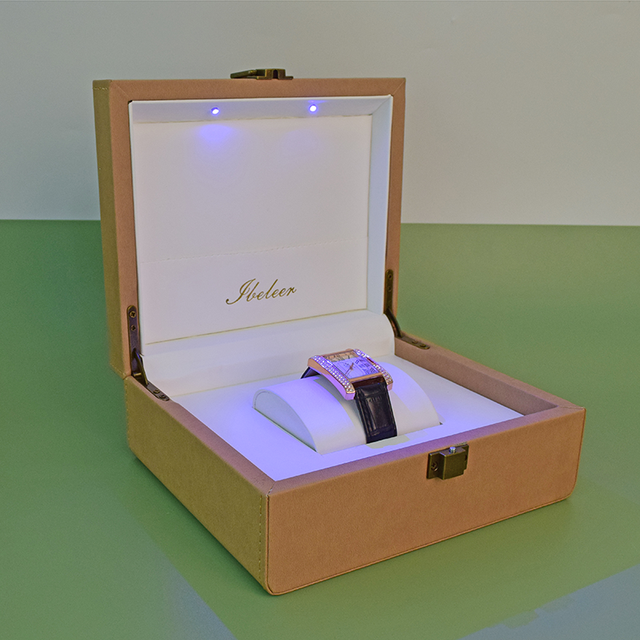 2022 Unique Design Hot Sale Square Custom Luxury Watch Box With Led Light