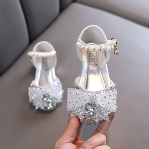 Sandali per ragazze festa ballo per studenti per bambini <span class=keywords><strong>scarpe</strong></span> da spettacolo per bambini nuovi sandali con fiocco di strass principessa di nozze - Product Image 2