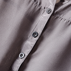 T-<span class=keywords><strong>shirt</strong></span> à manches longues en satin de <span class=keywords><strong>soie</strong></span> pour femmes 40 mm Heavy Weight Silk Top - Product Image 3