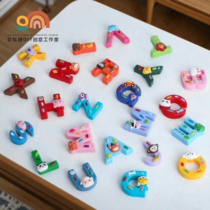 ตัวอักษรเรซิ่นการ์ตูน 26 ชิ้น รูปทรงสัตว์จิ๋ว วัสดุงานฝีมือ 3 มิติ DIY สำหรับทำเคสมือถือ พวงกุญแจ และเครื่องประดับ - Product Image 2