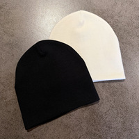 Bonnet Streetwear Imprimé Blanc pour Adultes et Adolescents – Vente en Gros – Design Homme – Style Slouchy Rétro – Motifs Géométriques Colorés
