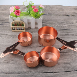 Cuchara Medidora de Acero Inoxidable para Comida de Mascotas Jusuo, <span class=keywords><strong>1</strong></span>/<span class=keywords><strong>2</strong></span> Cucharada, Juego de Cucharas Medidoras Doradas para Mascotas con Mango - Product Image 3