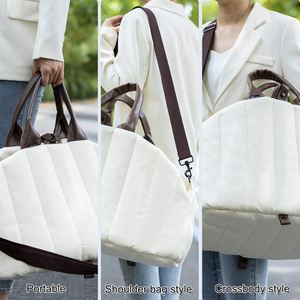 Sac de transport de luxe pour animaux de compagnie, sac à main respirant en tissu polyester, pliable, portable, pour chats et chiens, loisirs - Product Image 3