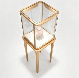 <span class=keywords><strong>Vitrina</strong></span> <span class=keywords><strong>de</strong></span> Exhibición <span class=keywords><strong>de</strong></span> Joyería <span class=keywords><strong>de</strong></span> Lujo con Pedestal Alto en Color Oro Champán, Estilo Museo Moderno con Iluminación LED y Tapa <span class=keywords><strong>de</strong></span> <span class=keywords><strong>Vidrio</strong></span> con Cerradura - Product Image 4