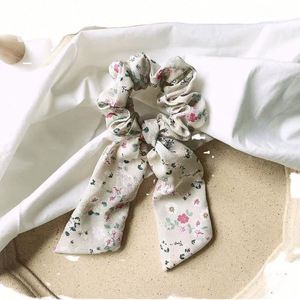 Nouvelles attaches pour cheveux en satin de soie portables, style vintage, couleur unie, nœud papillon, long ruban, pour femmes - Product Image 1