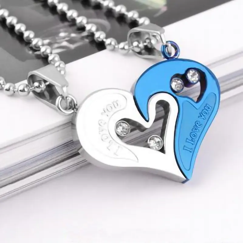 New Original And Instock Ready Lock Engraved Necklace Heart Shaped Couple Necklaces