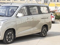 Fourgonnette Dongfeng 380K à sièges pliables 2026