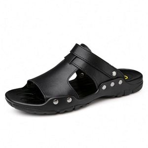 Nouvelles pantoufles d'extérieur en EVA avec doublure en cuir, respirantes, semelle antidérapante, confortables, semelle souple, tongs confortables pour l'été - Product Image 5