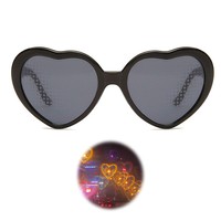 Lunettes de soleil personnalisées OEM en gros de Yiwu avec logo, effet de réfraction en forme de cœur, à prix abordable