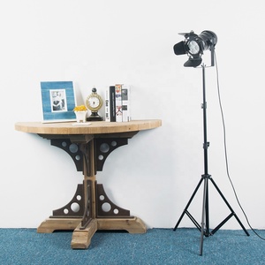 Lámpara de Pie LED Industrial con Trípode Negro, Estilo Moderno y Creativo, para Fotografía, Video y Estudio, Marca Redhead Iron - Product Image 4