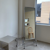 Miroir sur roulettes pleine longueur avec support chromé pour boutique de mariée, salon, dressing, décoration intérieure, vente en gros
