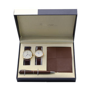 Set <span class=keywords><strong>Regalo</strong></span> Creativo e Pratico <span class=keywords><strong>per</strong></span> <span class=keywords><strong>San</strong></span> <span class=keywords><strong>Valentino</strong></span>, Portafoglio, Portachiavi, Penna, Set Business, Accessori Premium <span class=keywords><strong>per</strong></span> <span class=keywords><strong>Lui</strong></span> - Product Image 4