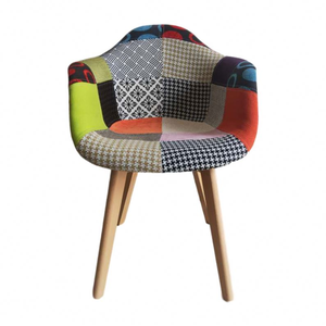 Chaise de salle à manger nordique en bois, tissu coloré, design <span class=keywords><strong>patchwork</strong></span>, à dossier haut, pour salon et café - Product Image 1