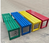 Banc de jardin et de parc moderne et luxueux pour hôtels, banc en métal imperméable et anti-soleil d'extérieur pour écoles et ateliers