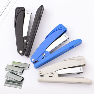Engrapadora Estándar Portátil Mini de Alta Calidad, Estilo Básico y Bonito, Fabricada en Metal, para Uso en Oficina y Escuela, Manual, Capacidad para 20 Piezas - Product Image 5