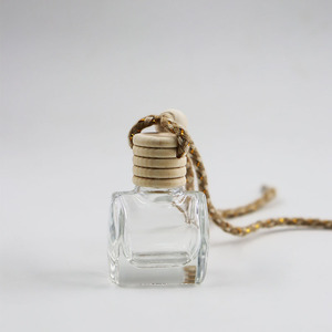 Biểu tượng tùy chỉnh rỗng <span class=keywords><strong>Glass</strong></span> Reed khuếch tán Chai xe treo khử mùi nước hoa xe container - Product Image 3