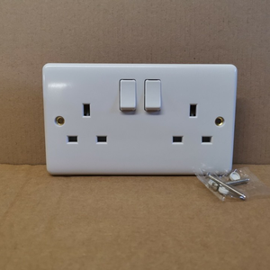 Yeni Orijinal Ucuz Yeni Orijinal Ucuz 13A <span class=keywords><strong>2</strong></span> ST2022 Otomasyon Ürünleri Programlanabilir Lojik PLC Kontrol Cihazı - Product Image 1