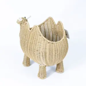 XH Factory Eco-Friendly Plastic Rattan Handwoven Camel Shape Storage Basket For Home Storage Organization