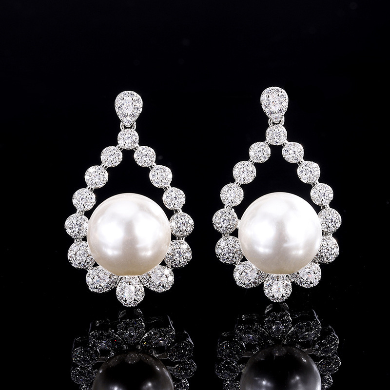 Boucles d'oreilles puces en platine
