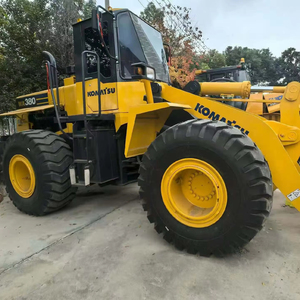 Komatsu WA380-3 d'occasion certifié, modèle 2022 |   Chargeuse sur pneus robuste, capacité de charge nominale de 6 tonnes, puissance de 174 kW - Vidéo - Product Image 1