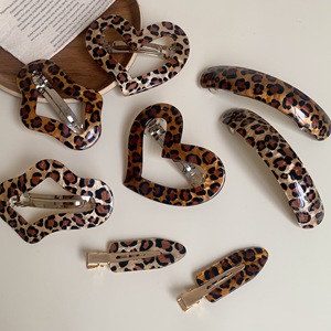 กิ๊บติดผมลายเสือดาวสไตล์เกาหลีแบบวินเทจสำหรับผู้หญิง ดีไซน์เรียบง่าย สวยหรู ประดับดาว - Product Image 1