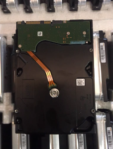 <span class=keywords><strong>Disque</strong></span> <span class=keywords><strong>dur</strong></span> d'entreprise neuf et d'origine en parfait état ST16000NM010G 0CNXPV <span class=keywords><strong>16</strong></span> <span class=keywords><strong>To</strong></span> SAS 12 Gb/s 7200 tr/min 3,5 pouces - Product Image 5