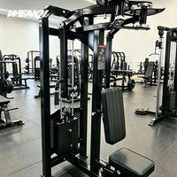 Potente Máquina de Gimnasio Multifunción con Carga de Discos, con Press de Pecho, Extensión de Piernas y Butterfly, para Entrenamiento Profesional Comercial