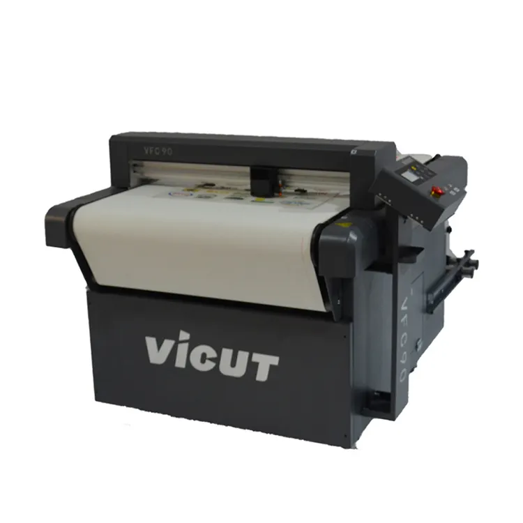Máquina de corte plana VICUT para DTF Film Cutter PET PVC Etiqueta magnética Auto Feed Flatbed Cutter VFC90
