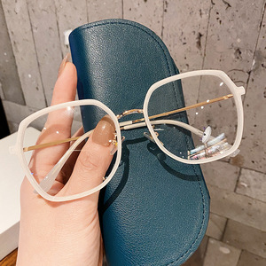 Nouvelles lunettes anti-lumière bleue à monture géométrique irrégulière, monture intégrale TR90 unisexe O4 20054, origine Taizhou - Product Image 5
