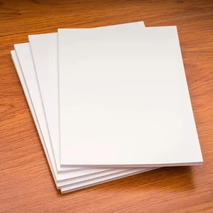 Papel de Calco y Diseño Blanco A4 de Alta Opacidad, 80 g/m², para Proyectos Escolares y Documentación de Oficina, 100% Pulpa Virgen - Product Image 1