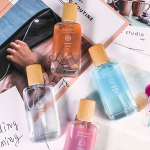 Nouvelle Arrivée <span class=keywords><strong>D</strong></span>éodorant de Haute Qualité <span class=keywords><strong>Parfum</strong></span> <span class=keywords><strong>Fleur</strong></span> de Rose Rafraîchissant Non Collant Senteur Féminine <span class=keywords><strong>Parfum</strong></span> pour <span class=keywords><strong>Femme</strong></span> - Product Image 4