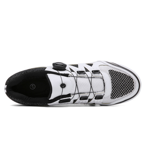 <span class=keywords><strong>Scarpe</strong></span> <span class=keywords><strong>da</strong></span> ciclismo <span class=keywords><strong>da</strong></span> strada <span class=keywords><strong>Mountain</strong></span> <span class=keywords><strong>bike</strong></span> <span class=keywords><strong>scarpe</strong></span> <span class=keywords><strong>da</strong></span> ciclismo Clipless <span class=keywords><strong>scarpe</strong></span> <span class=keywords><strong>da</strong></span> bicicletta bottone uomo Unisex Slip on pelle sintetica - Product Image 3