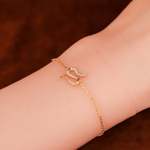 Usine <span class=keywords><strong>de</strong></span> bijoux MuShan, un nouveau <span class=keywords><strong>bracelet</strong></span> porte-bonheur en cordon rouge pour l'année du Serpent à <span class=keywords><strong>Paris</strong></span>, France - Product Image 4