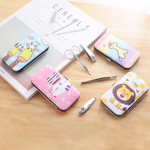 Juego de cuidado de uñas con dibujos animados, 7 piezas, herramientas de manicura portátiles de acero inoxidable para uso doméstico - Product Image 3