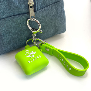 Porte-clés en silicone <span class=keywords><strong>3D</strong></span> personnalisé avec logo, cadeaux de Noël, breloques de sac personnalisées de dessin animé, mousquetons promotionnels, porte-clés personnalisé en PVC - Product Image 3