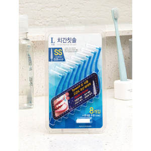 Prodotto in Nylon per bambini con spazzola interdentale SS 8P a forma di L per una pulizia efficace - Product Image 1