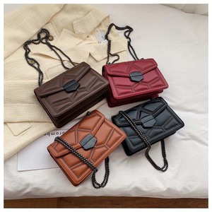 Chaîne classique en cuir PU dames sacs à <span class=keywords><strong>main</strong></span> Rivet mode femme sacs bandoulière bandoulière petit <span class=keywords><strong>rabat</strong></span> sacs à <span class=keywords><strong>main</strong></span> - Product Image 4