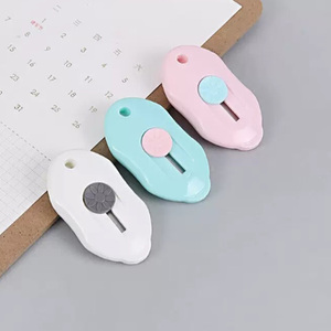 Mini Cuchillo Retráctil, Cortador de Papel Portátil, Cortador de Cajas, Artículos de Papelería para la Escuela y Oficina, Venta al Por Mayor - Product Image 1