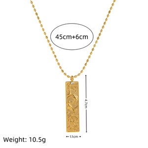Collar del Zodiaco de Acero Inoxidable con Baño de Oro PVD de 18K |   Colgante Rectangular de Astrología y Horóscopo para Mujer |   Impermeable e Hipoalergénico - Product Image 6
