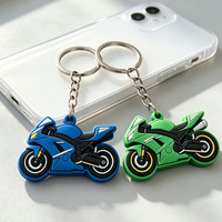 Gantungan Kunci Balap Motor PVC Custom Grosir, Multi-warna, Lembut, Tahan Air, Ringan, dengan Cincin Logam untuk Hadiah Promosi