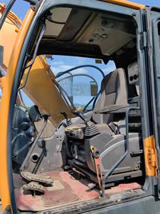 Hyundai 150LC-9 15 Tons Second-Hand Crawler Excavator Track Driving Core Motor Engine Pump Construction Machine Digger for Sale - Product Image 6