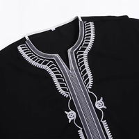 2025 New Casual Herren Thobe Robe Herren Langhemd Muslim Besticktes Hemd Islamische Kleidung Arab Saudi Fashion Thawb Robe