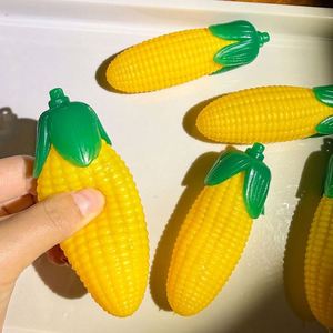 Juguete Blandito de Maíz de Subida Lenta con Relleno de Maltosa, Juguete Antiestrés de TPR para Niños y Adultos - Product Image 3