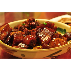 เนื้อหมูย่างราดซอสน้ำตาลน้ำมันหอมระเหย - Product Image 2