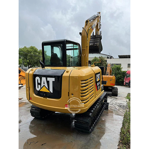Excavadora de cadenas usada japonesa de alta eficiencia 2024 5.5TON Cat305.5e/Cat305.5e2 en excelentes condiciones, original con cadena de goma - Product Image 1