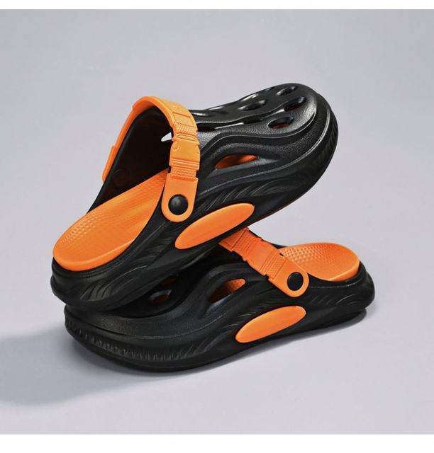 High-quality Modern Summer Clogs Stylish Hole Sandals Vibrant Garden Trendy Foam Shoes for Men and Women