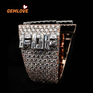 GEMLOVE แหวนค็อกเทลชุบทองคำสีโรสโกลด์พร้อมดีไซน์ตัวอักษรแบบฝังเพชรเครื่องประดับปาร์ตี้สุดหรูสำหรับทุกเพศ - Product Image 2