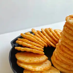 Galletas crujientes con sabor a tomate, Cracker, arroz japonés, galletas, aperitivos de grano, venta al por mayor