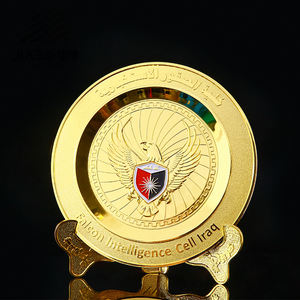 संयुक्त अरब अमीरात राष्ट्रीय कस्टम स्मारिका डिजाइन अनुकूलित जस्ता मिश्र धातु सामग्री सोना मढ़वाया धातु 3d प्लेट - Product Image 2